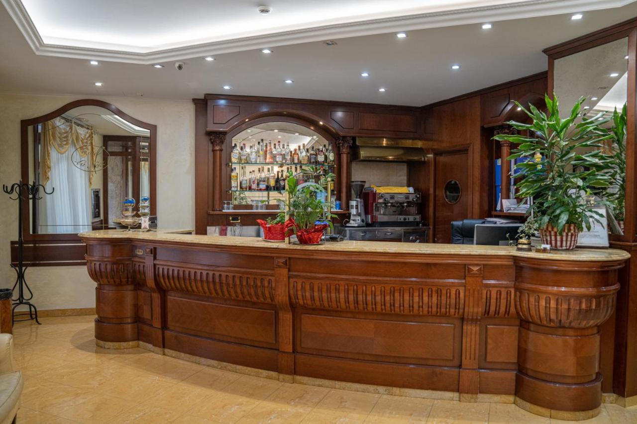 Hotel La Noce Кивассо Экстерьер фото