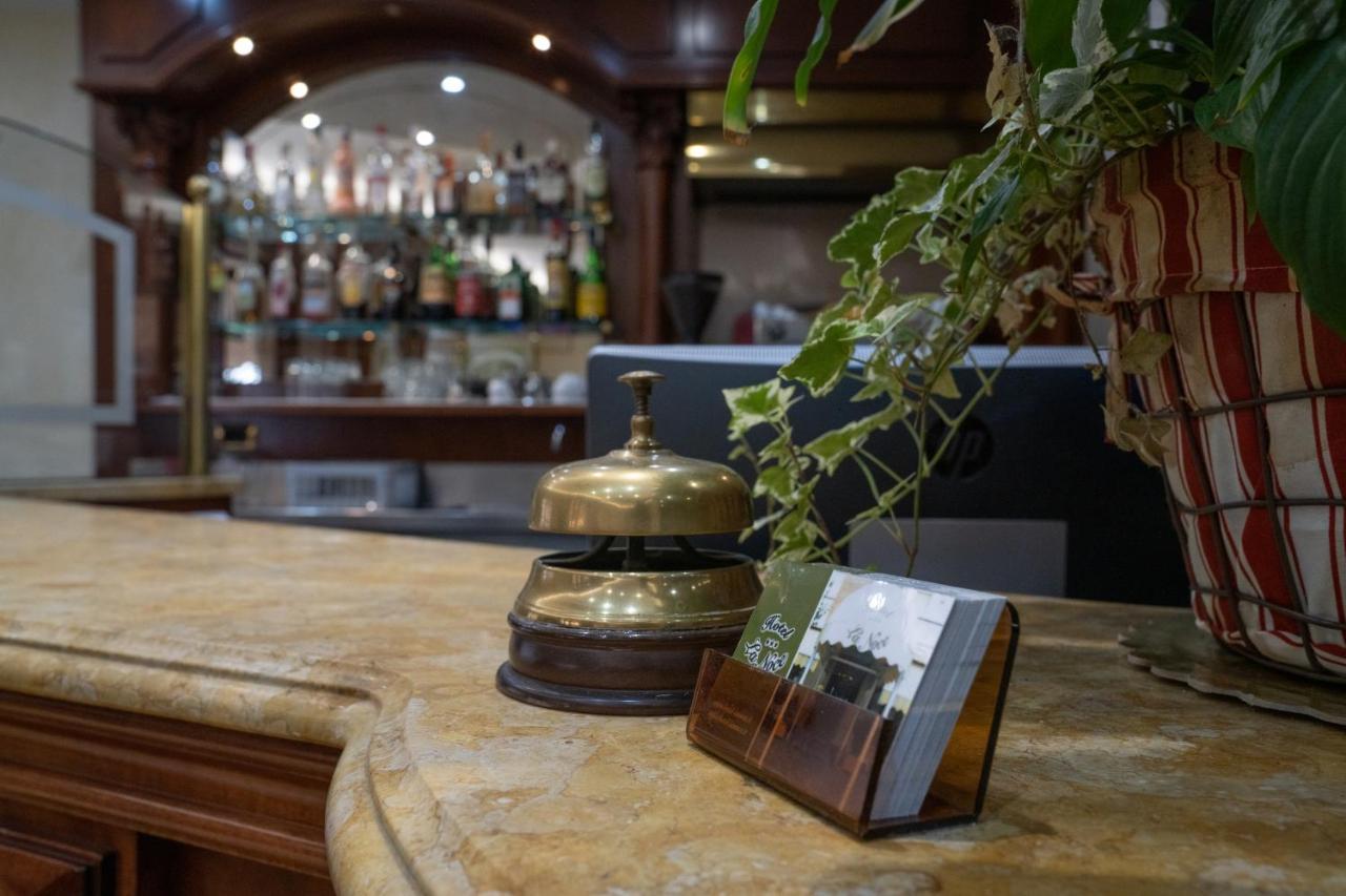 Hotel La Noce Кивассо Экстерьер фото