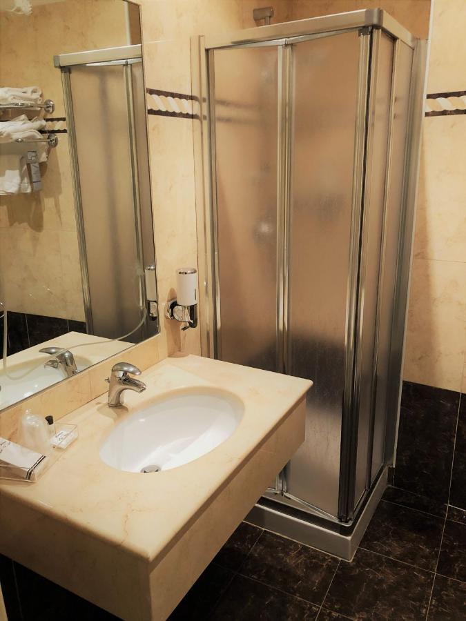 Hotel La Noce Кивассо Экстерьер фото